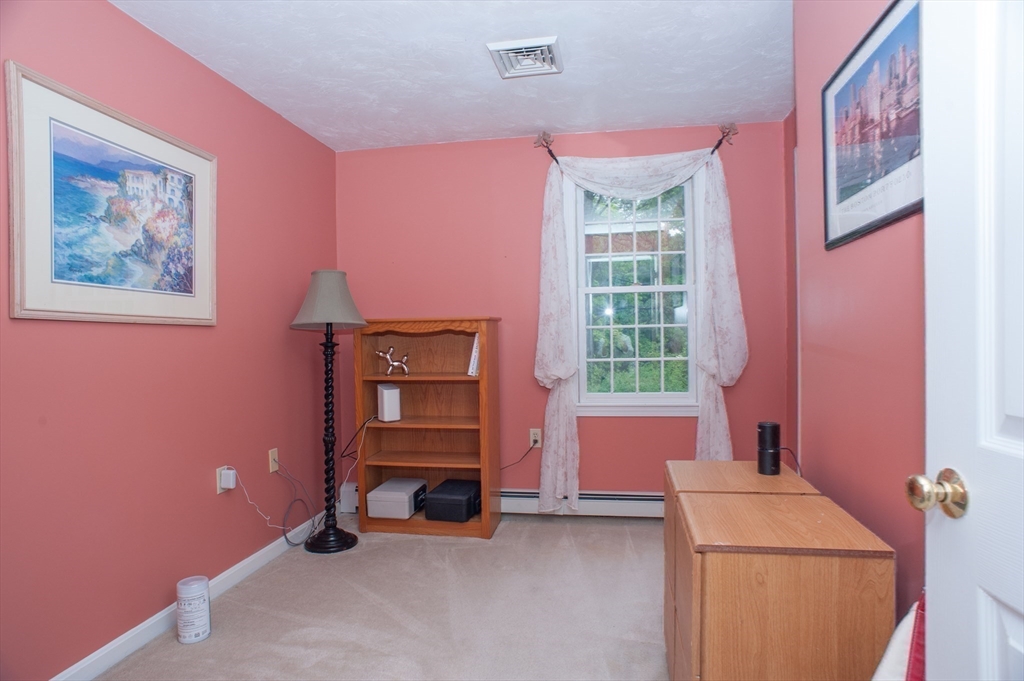 13 King Philip Path Mendon, MA 01756 - Photo 28 of 38