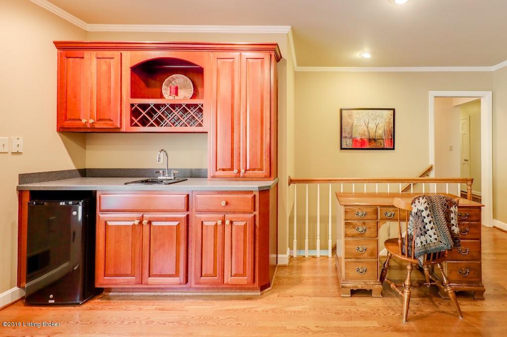 84 Wampum Road Louisville, KY 40207 - Photo 28 of 77 84 Wampum Rd 10313