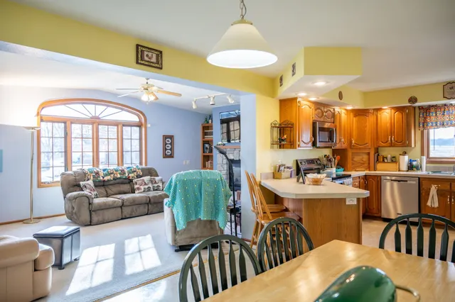 $349,888 | 921 Stewart Court, Mauston, WI 53948