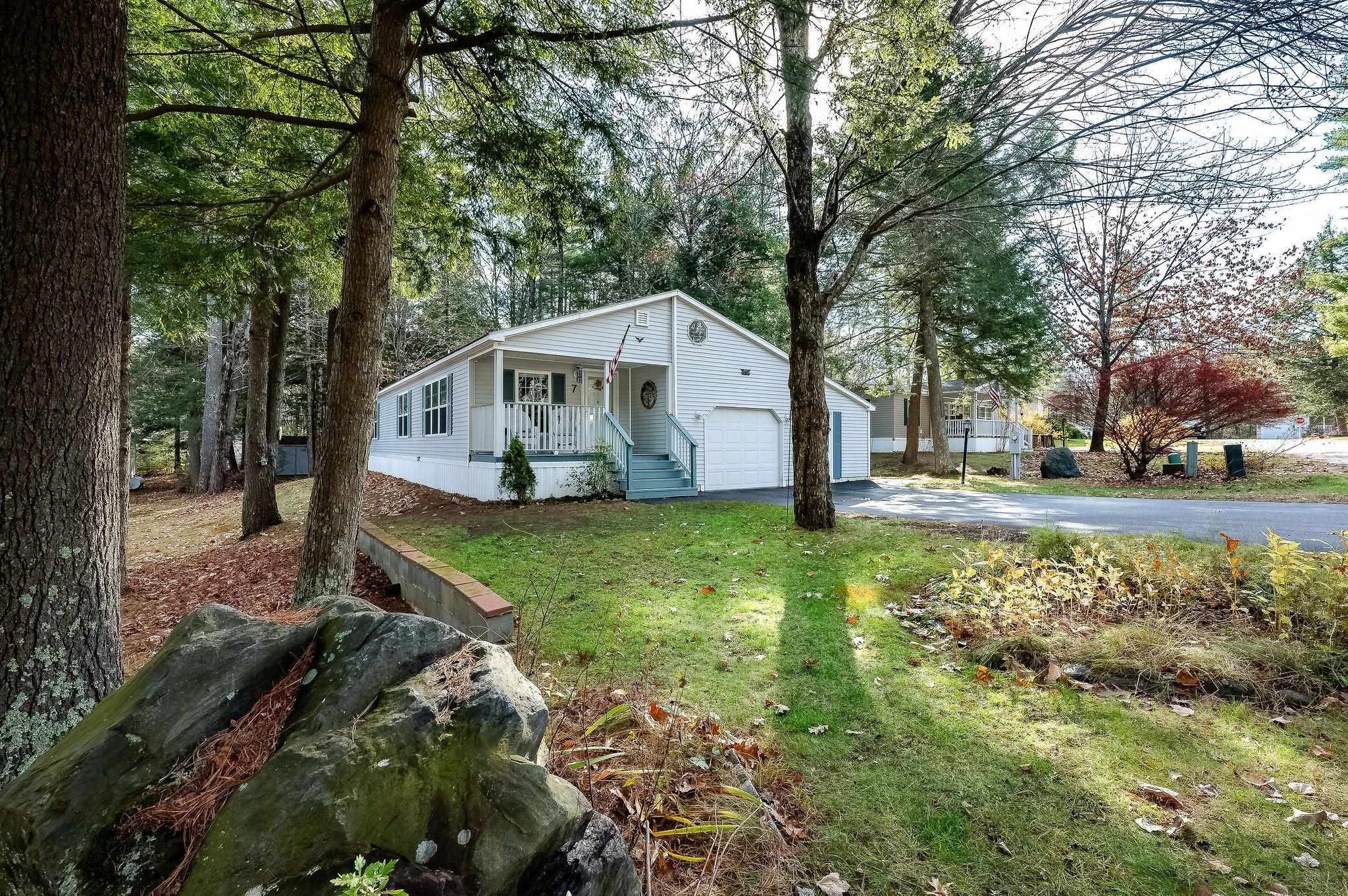7 Hawk Lane Rochester, NH 03868 - Photo 2 of 39