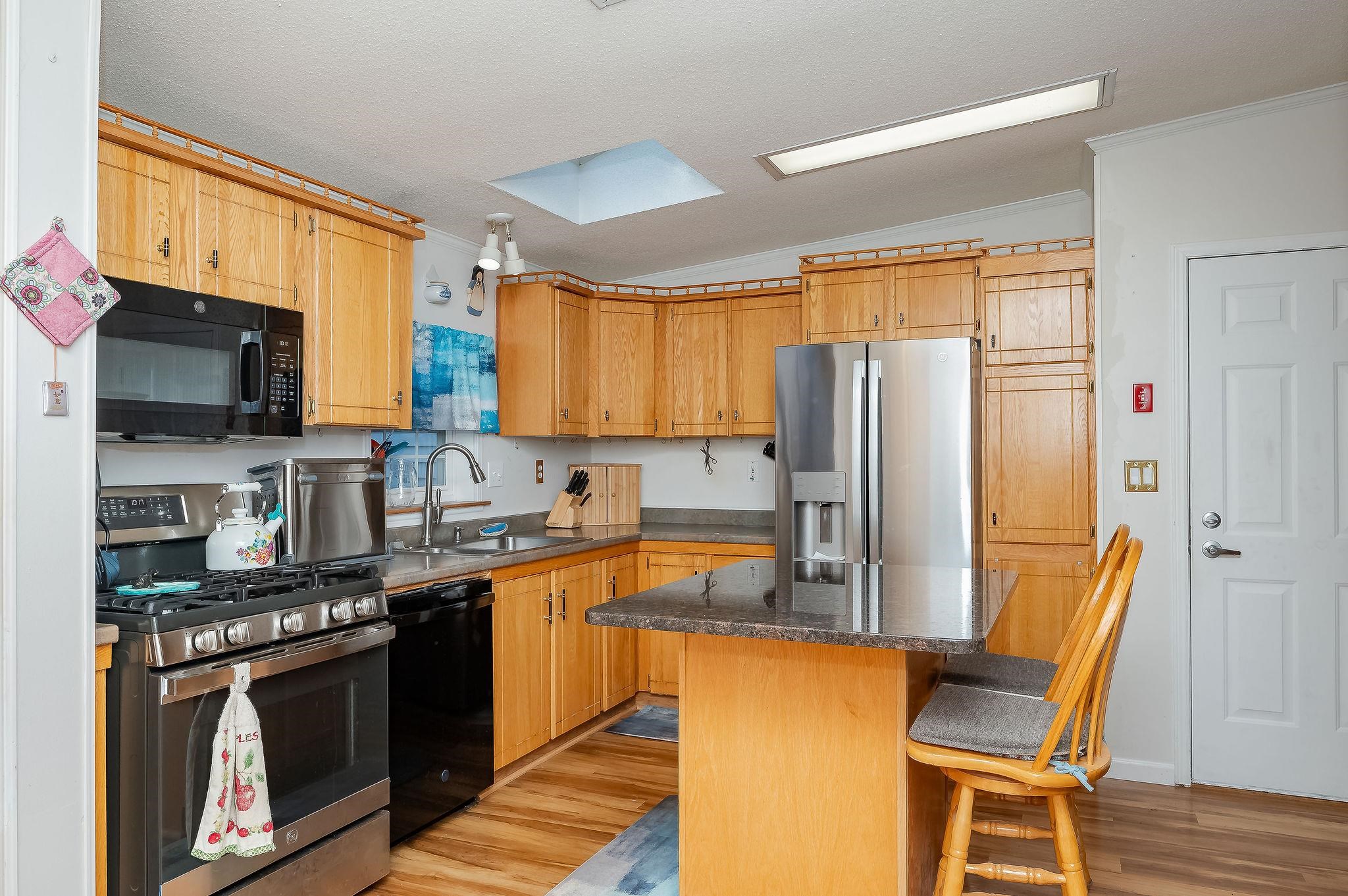 7 Hawk Lane Rochester, NH 03868 - Photo 7 of 39