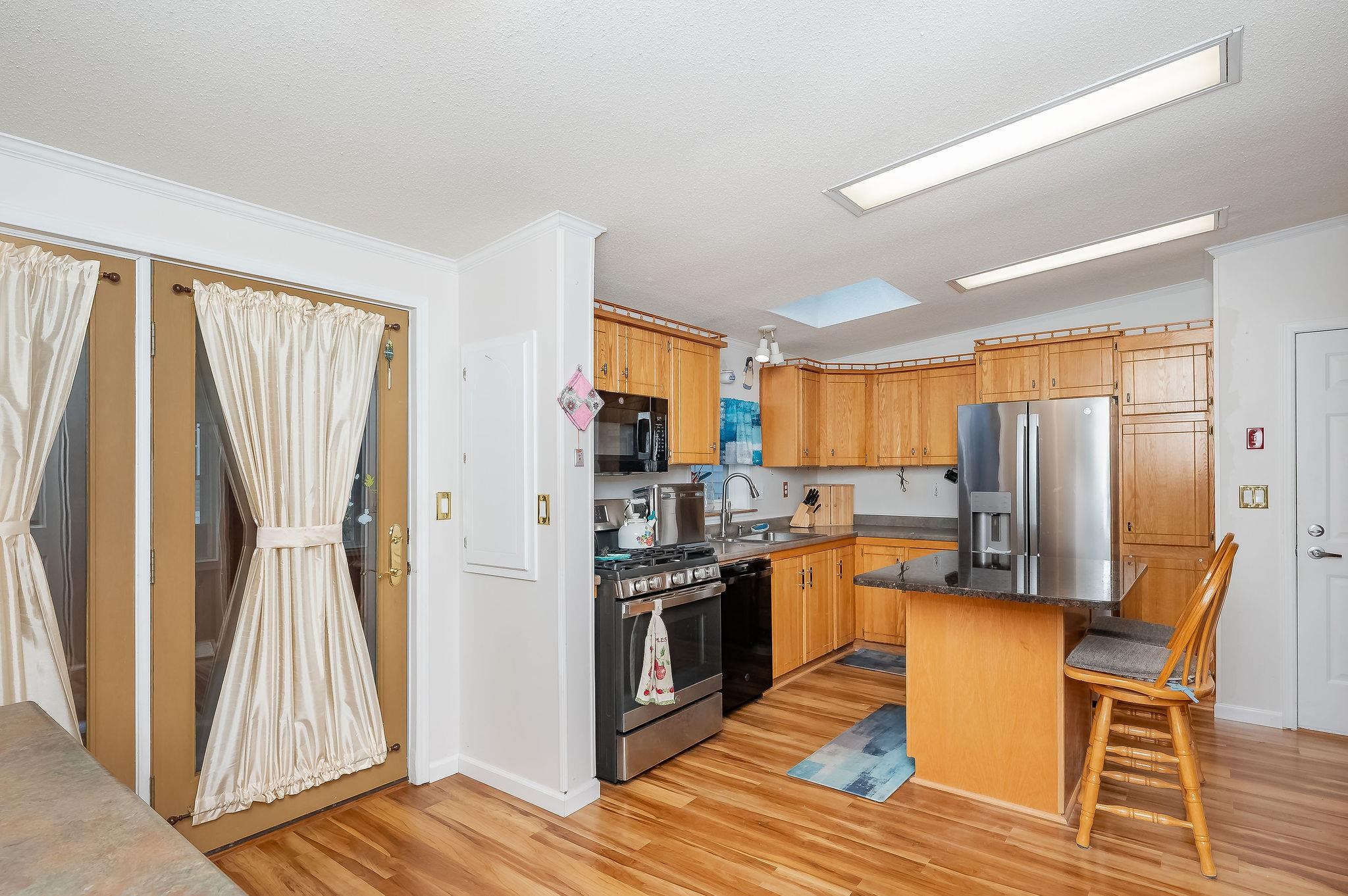 7 Hawk Lane Rochester, NH 03868 - Photo 8 of 39