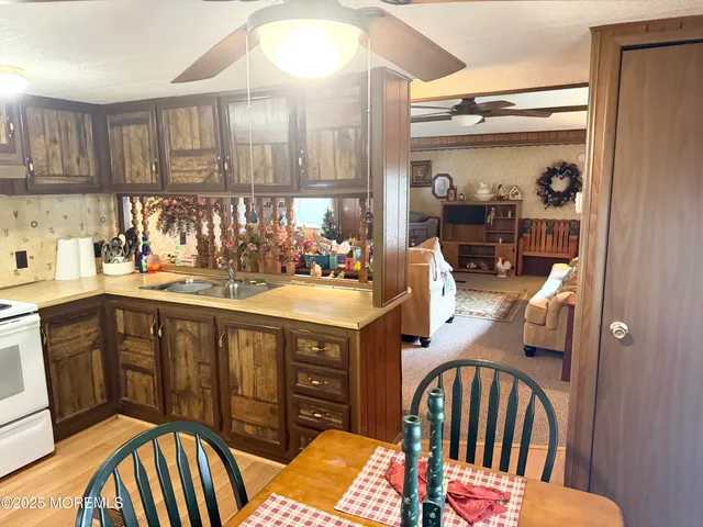 $94,900 | 27 Rose Drive, Jackson, NJ 08527