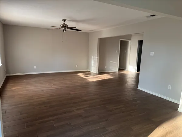 $1,900 | 1609 Camille Street, Pasadena, TX 77506