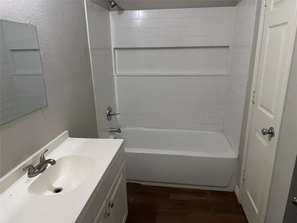 $1,900 | 1609 Camille Street, Pasadena, TX 77506