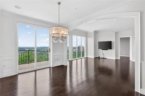 $1,050,000 | 2950 Mt Wilkinson Parkway Southeast, Unit 802, Atlanta, GA 30339
