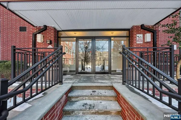 $435,000 | 1127 Riverview Avenue, Unit 127, Englewood, NJ 07631