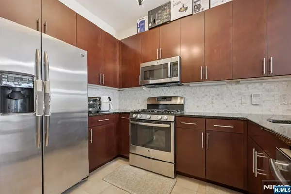 $435,000 | 1127 Riverview Avenue, Unit 127, Englewood, NJ 07631