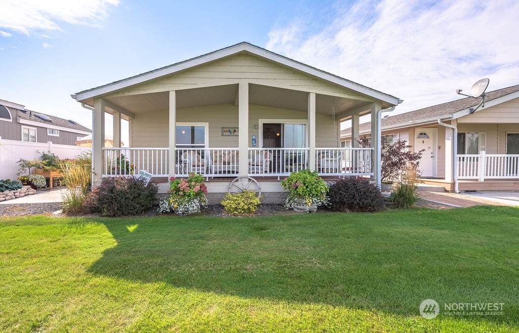 17693 Road 5 Northwest, Unit 50, Quincy, WA 98848 Compass