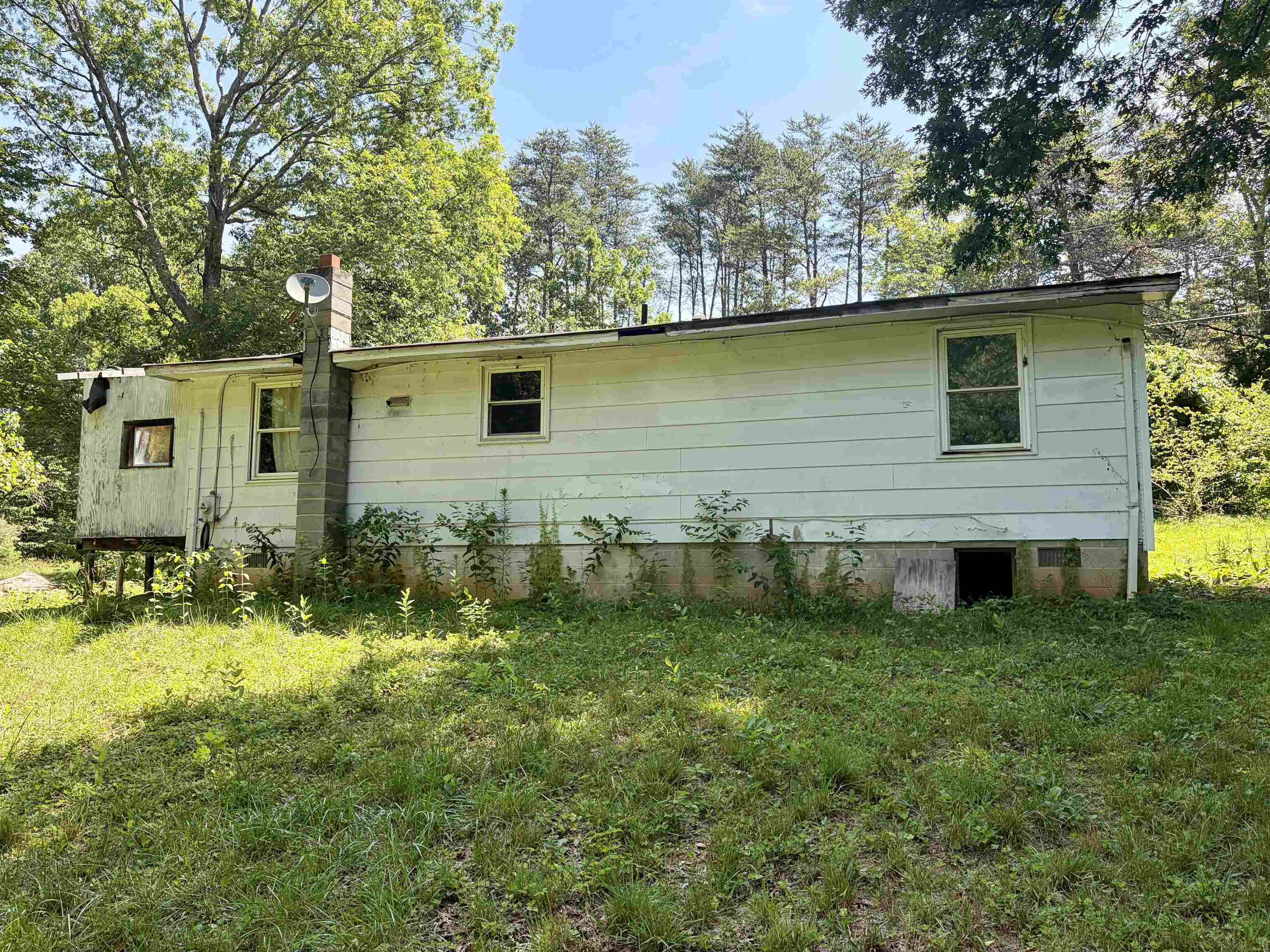 5851 Alberene Road Esmont, VA 22937 - Photo 18 of 19