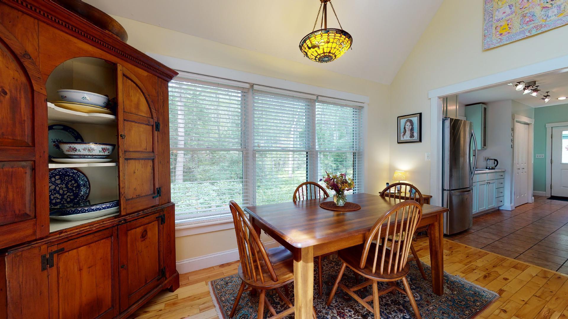 28 Beaver Run Way Boothbay, ME 04537 - Photo 14 of 90 Dining Area