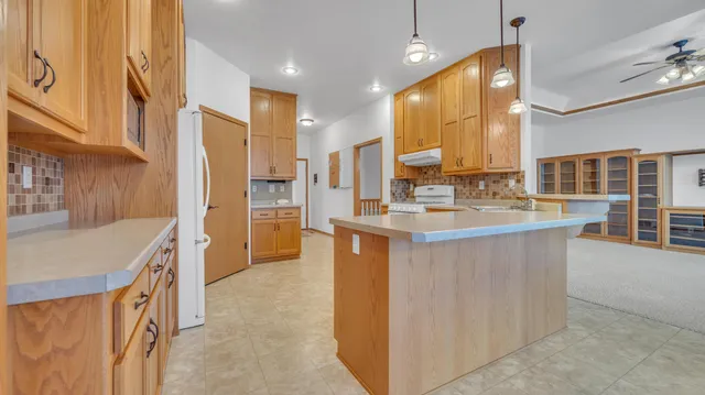 $575,000 | 3011 Rolling Hills Drive, Newton, WI 54220