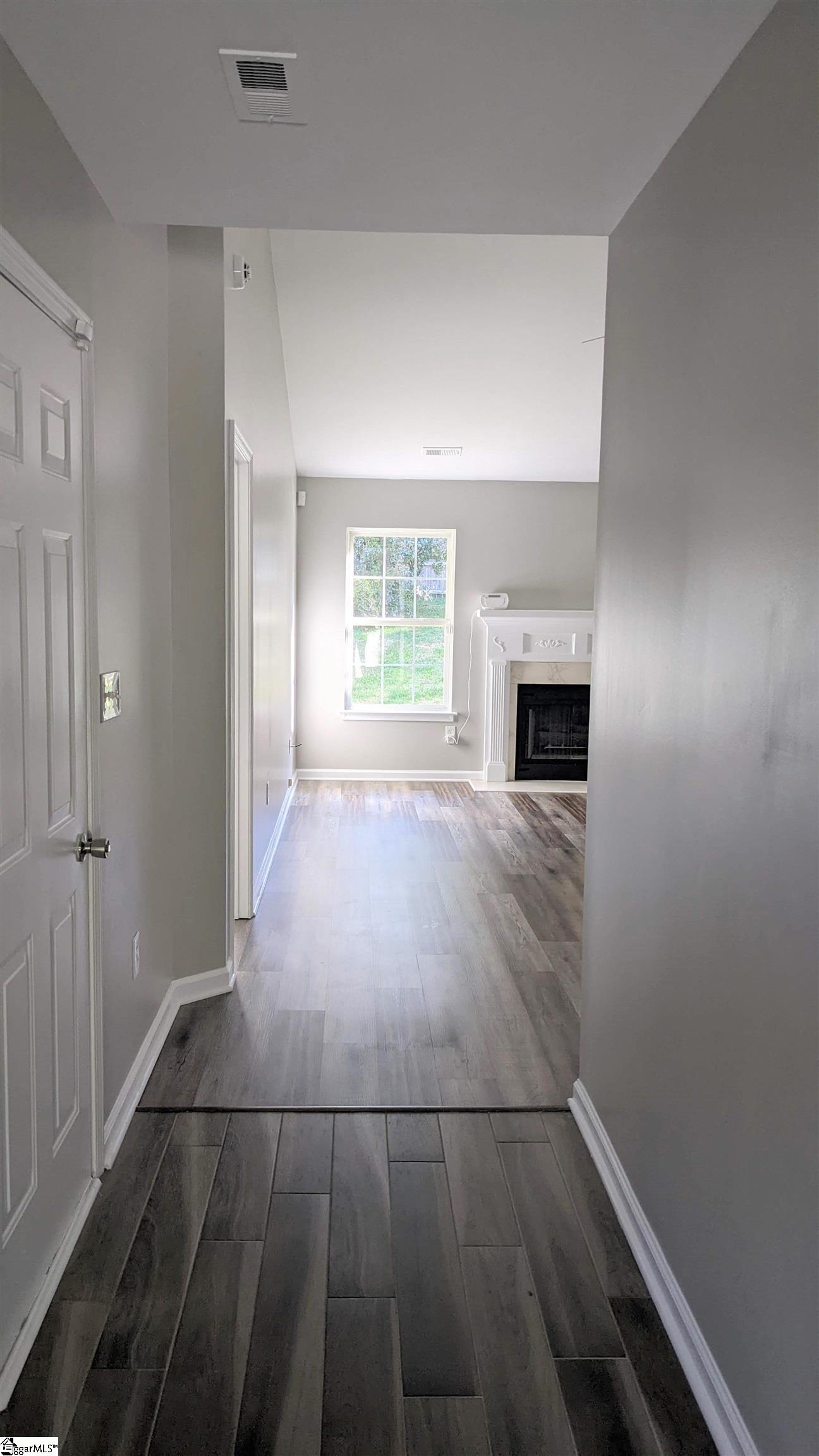 4 Old Field Drive Simpsonville, SC 29680 - Photo 2 of 24