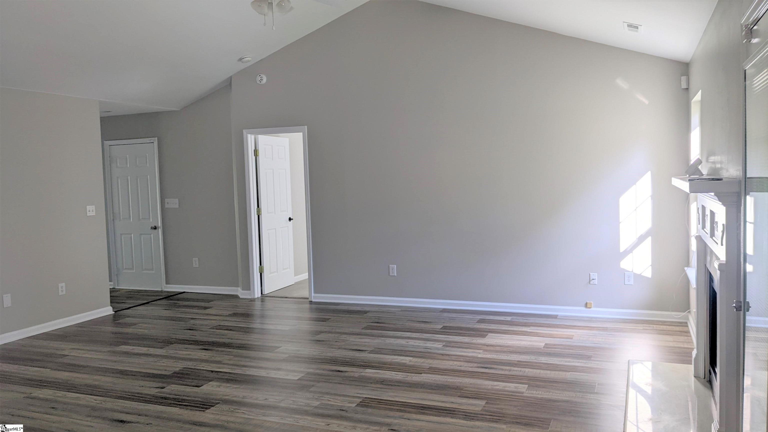 4 Old Field Drive Simpsonville, SC 29680 - Photo 5 of 24