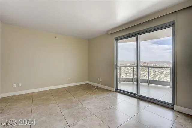 $3,500 | 222 Karen Avenue, Unit 2101, Las Vegas, NV 89109
