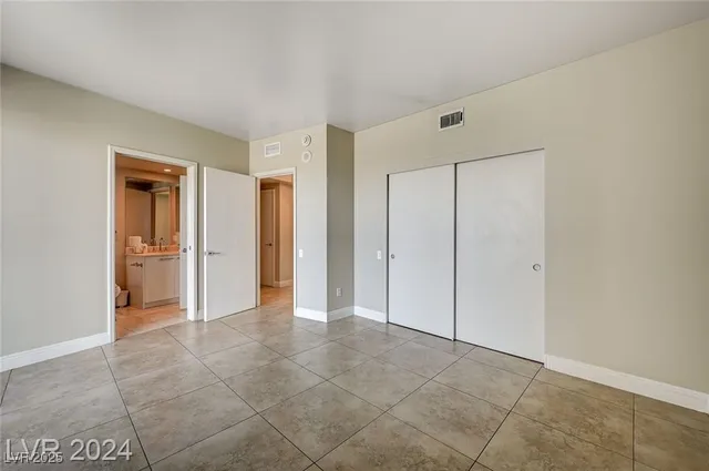 $3,500 | 222 Karen Avenue, Unit 2101, Las Vegas, NV 89109