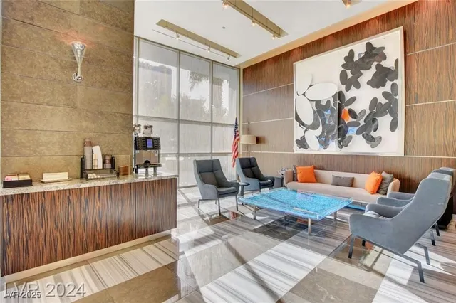 $3,500 | 222 Karen Avenue, Unit 2101, Las Vegas, NV 89109