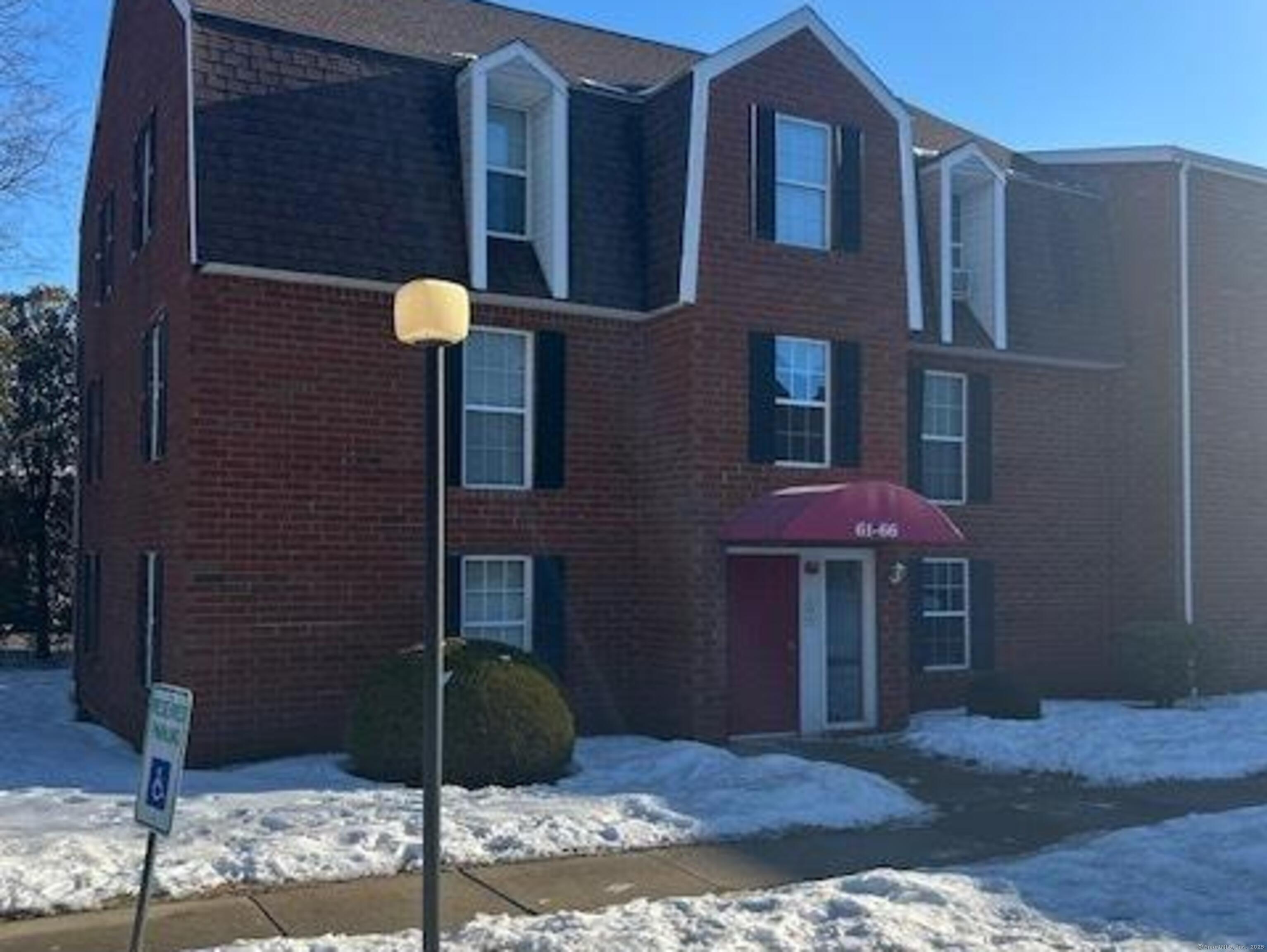 62 Heather Ridge, Unit 62 Shelton, CT 06484 - Photo 2 of 13