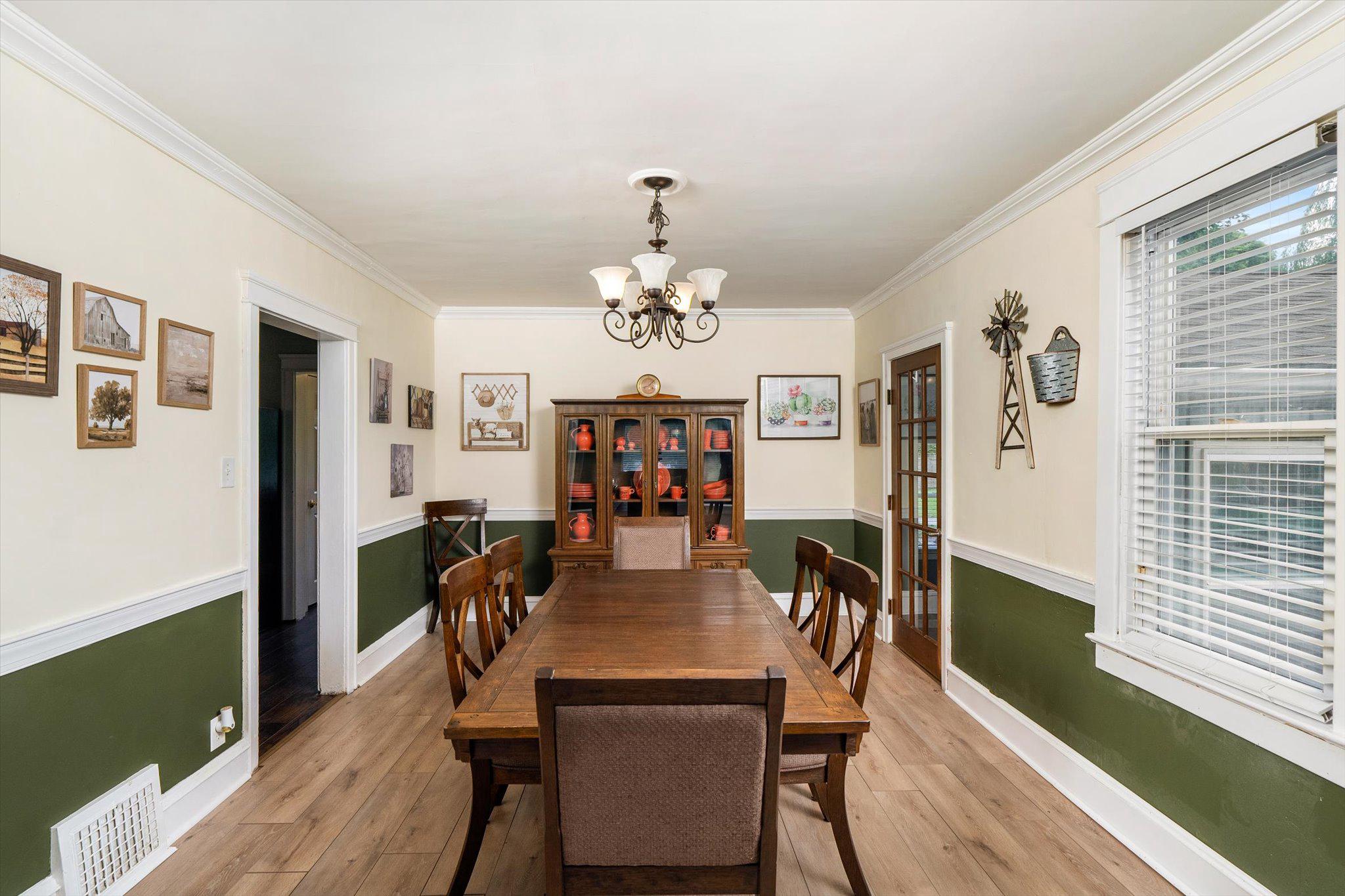 32 Lincoln Avenue Clementon, NJ 08021 - Photo 9 of 32 Dining room