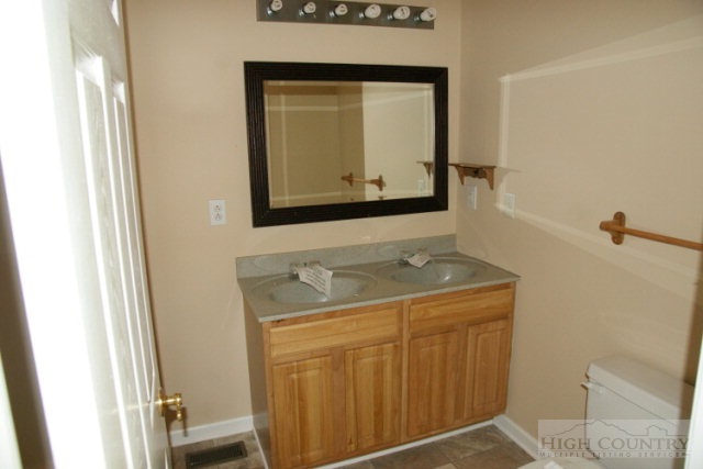 2080 Worley Road Banner Elk, NC 28604 - Photo 13 of 15 Gallery Image 13