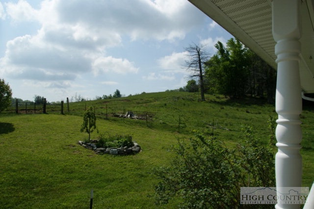 2080 Worley Road Banner Elk, NC 28604 - Photo 5 of 15 Gallery Image 5