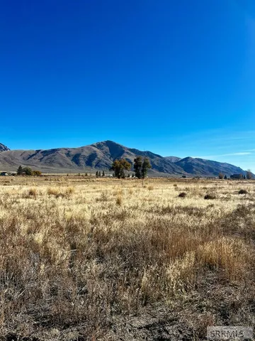 $150,000 | 3260 West 3400 North, Moore, ID 83255