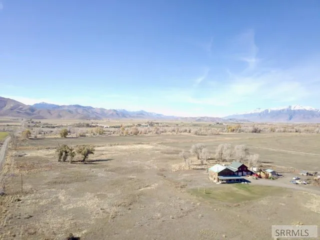 $150,000 | 3260 West 3400 North, Moore, ID 83255