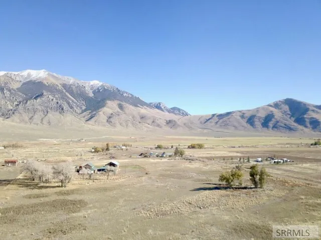 $150,000 | 3260 West 3400 North, Moore, ID 83255