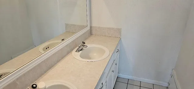 $1,800 | 9331 Meaux Drive, Houston, TX 77031