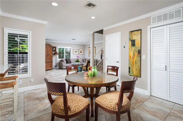 $895,000 | 465 Broad Avenue South, Unit 1A, Naples, FL 34102