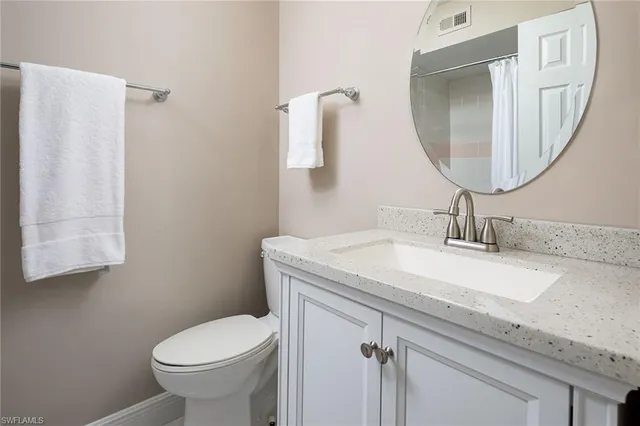 $895,000 | 465 Broad Avenue South, Unit 1A, Naples, FL 34102