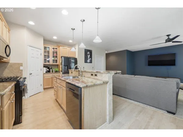 $499,950 | 6366 Southeast 33rd Way, Gresham, OR 97080