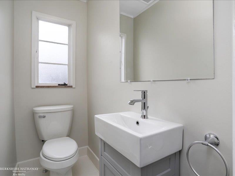 858 Trombley Road Grosse Pointe, MI 48230 - Photo 41 of 54 50144869-8d5e61cc-cf08-4900-82c7-e9c97344e4f2.JPG