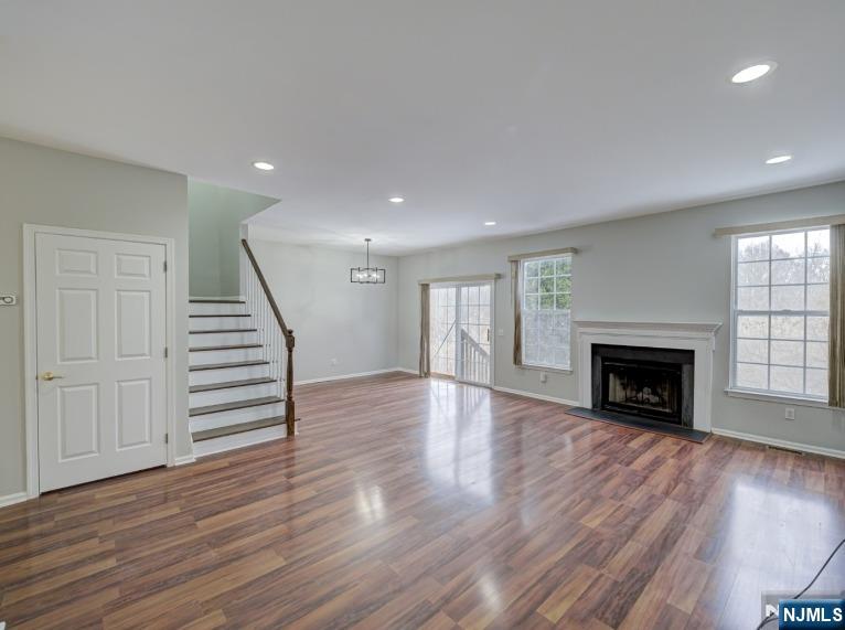 28 Gordon Circle Parsippany, NJ 07054 - Photo 11 of 33