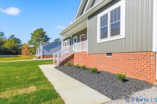 $369,900 | 5104 Front Drive, Petersburg, VA 23803