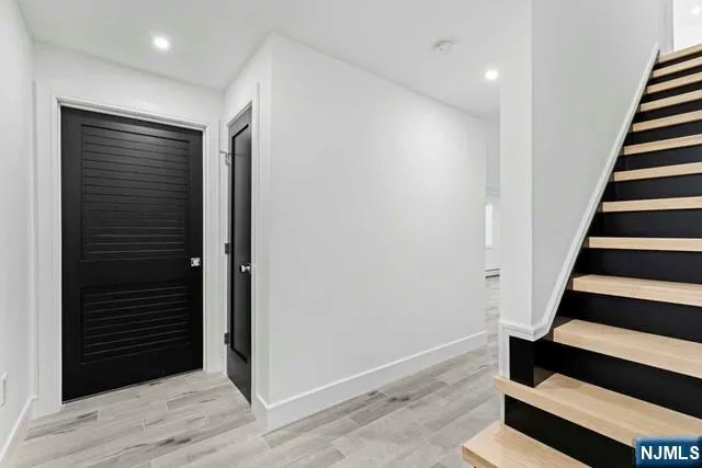 $7,800 | 425 Grandview Place, Fort Lee, NJ 07024