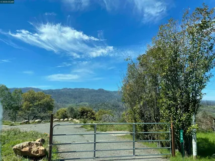 $695,000 | 558 Community Hall Lane, St. Helena, CA 94574