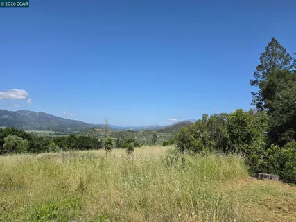 $695,000 | 558 Community Hall Lane, St. Helena, CA 94574