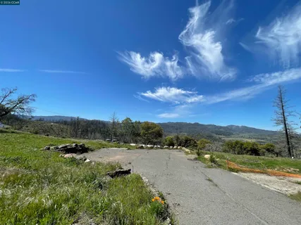$695,000 | 558 Community Hall Lane, St. Helena, CA 94574