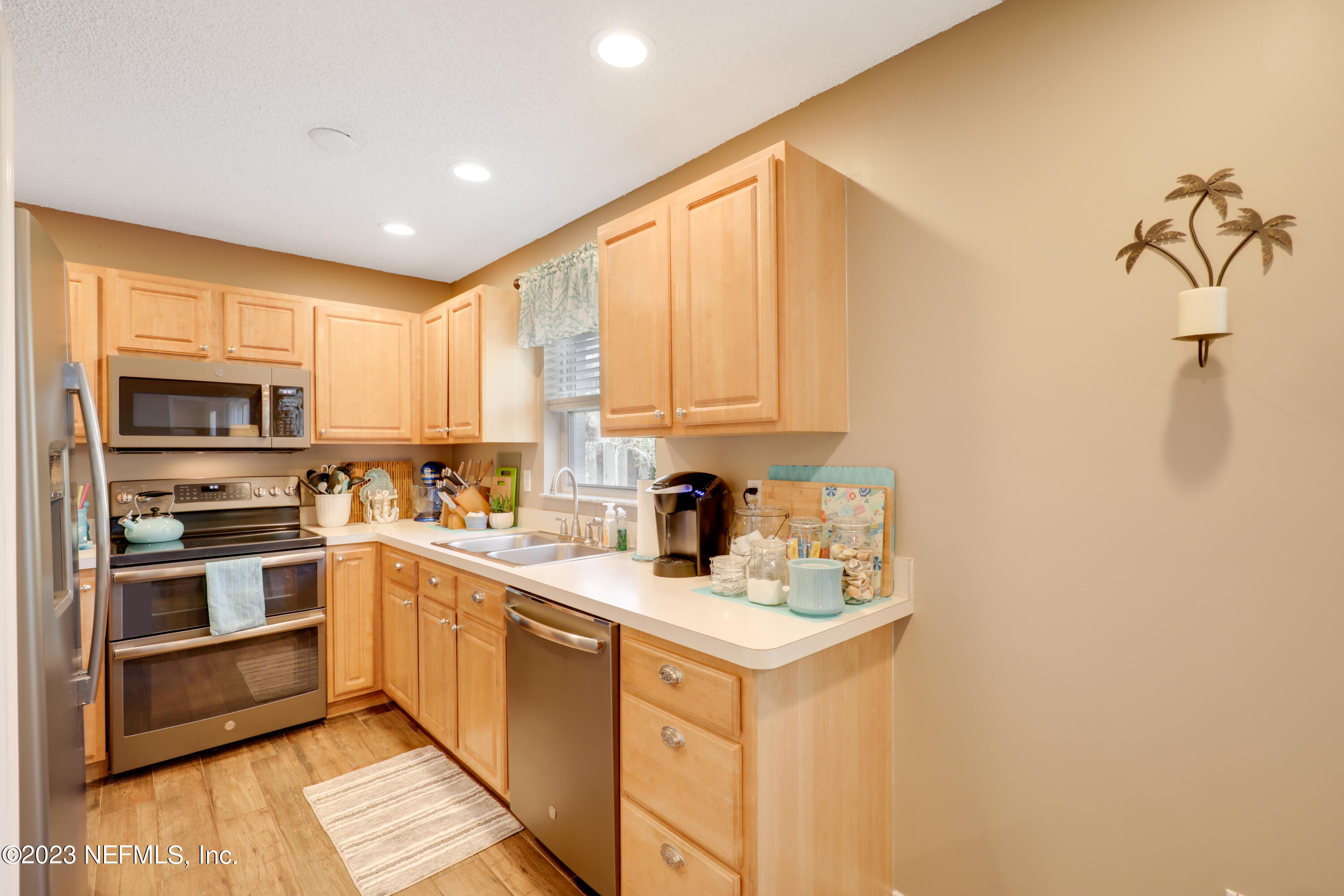 220 River Island Circle St. Augustine, FL 32095 - Photo 17 of 49 Kitchen