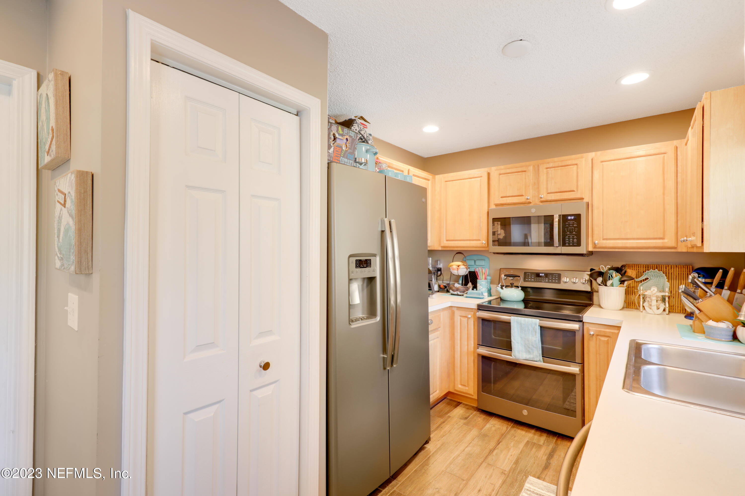 220 River Island Circle St. Augustine, FL 32095 - Photo 19 of 49 Kitchen-3