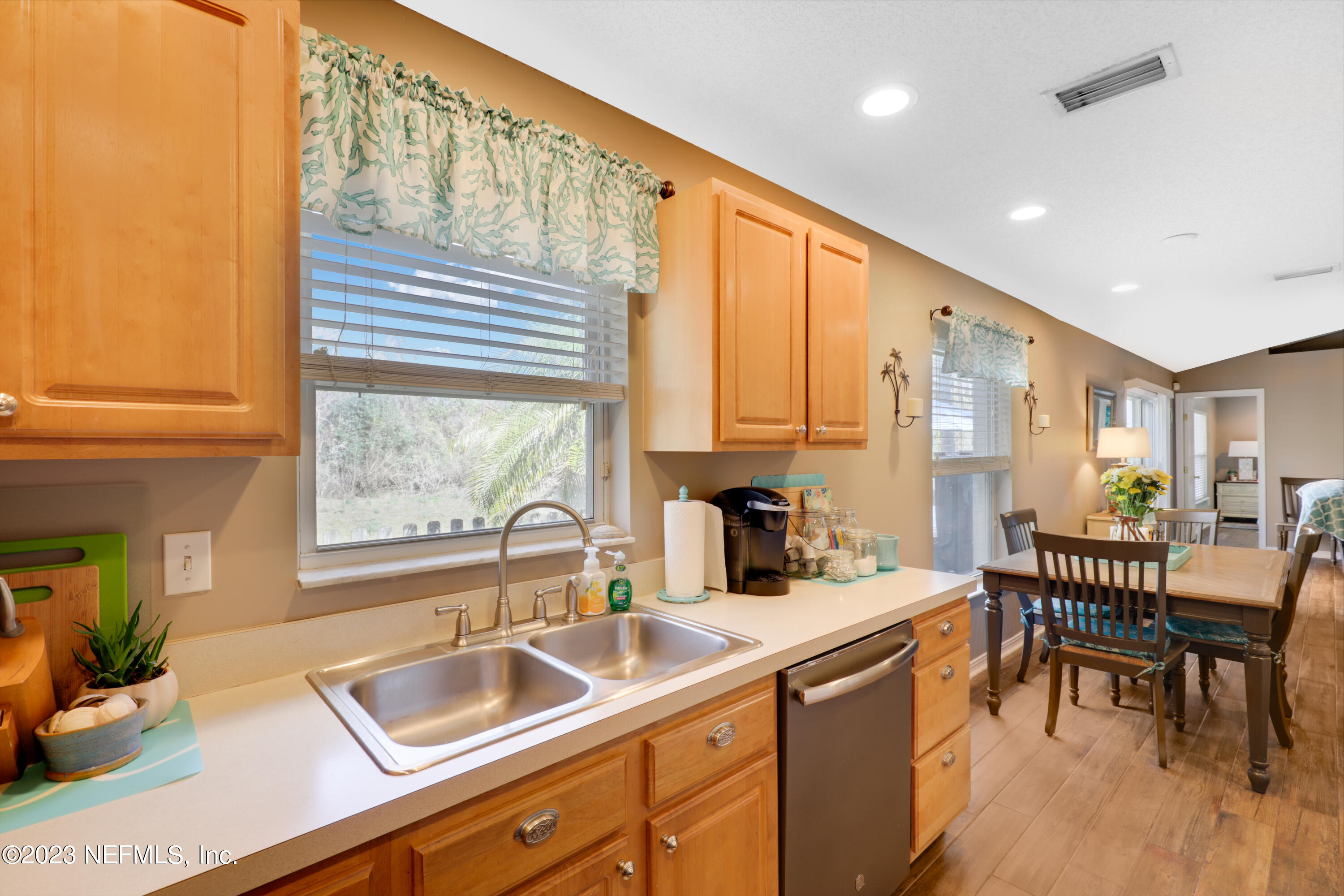 220 River Island Circle St. Augustine, FL 32095 - Photo 4 of 49 Kitchen-5