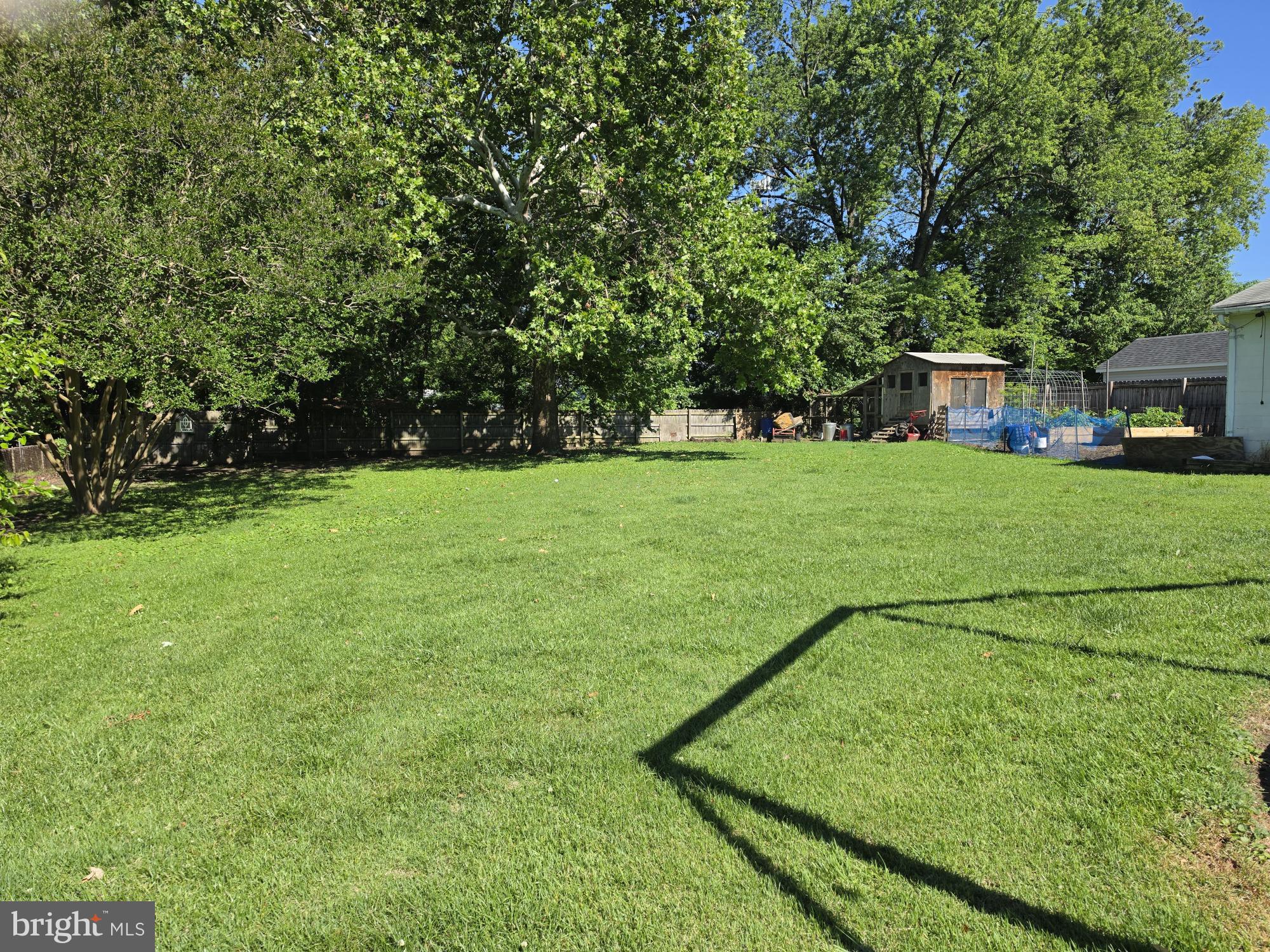 416 Earls Road Middle River, MD 21220 - Photo 3 of 6 Chicken coop & Vegetable garden too!