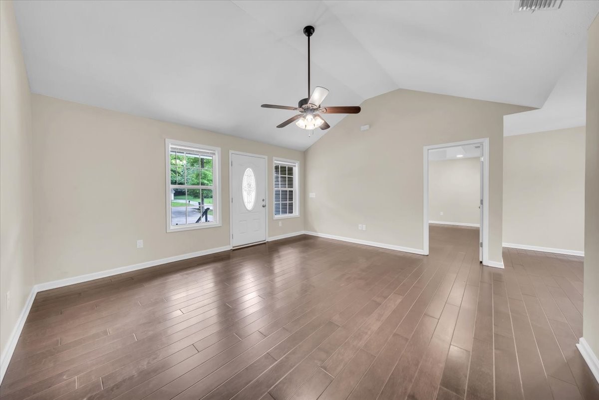 727 Marbury Road Tullahoma, TN 37388 - Photo 7 of 44
