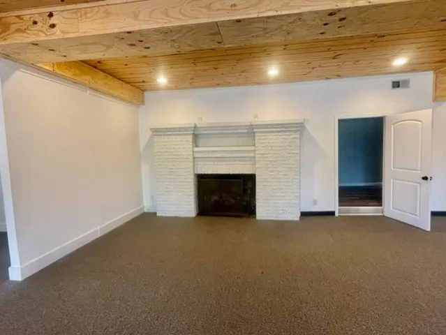 a view of an empty room with window