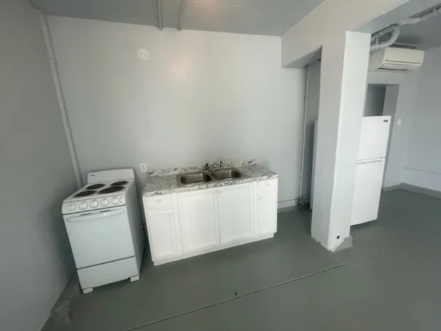 $4,000 | 1102 Beech Street, Taylor, TX 76574