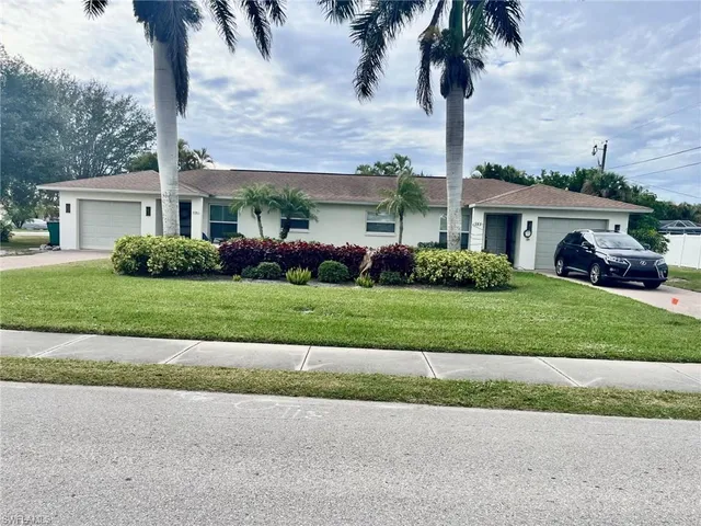 $925,000 | 595 101st Avenue North, Naples, FL 34108