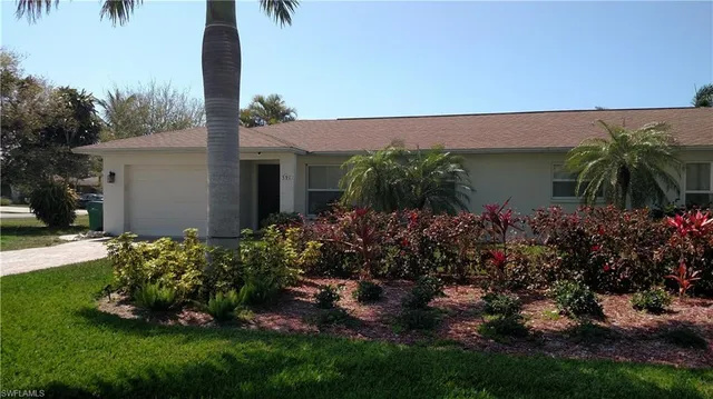 $925,000 | 595 101st Avenue North, Naples, FL 34108