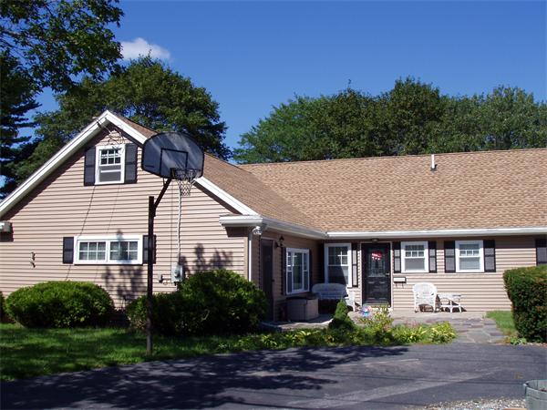 21 Radcliffe Road Beverly, MA 01915 - Photo 2 of 15 Gallery Image 2