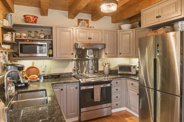 $699,000 | 88 Cummings Drive, Huntington, VT 05462